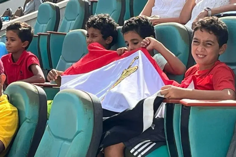 مصر تتقدم على المجر 2-1 فى كأس ديفيز للتنستقدم منتخبنا الوطنى للرجال للتنس على نظيره المجرى بنتيجة 2-1 فى اللقاء المقام بينهما حاليا ضمن منافسات المجموعة الأولى العالمية لكأس ديفيز