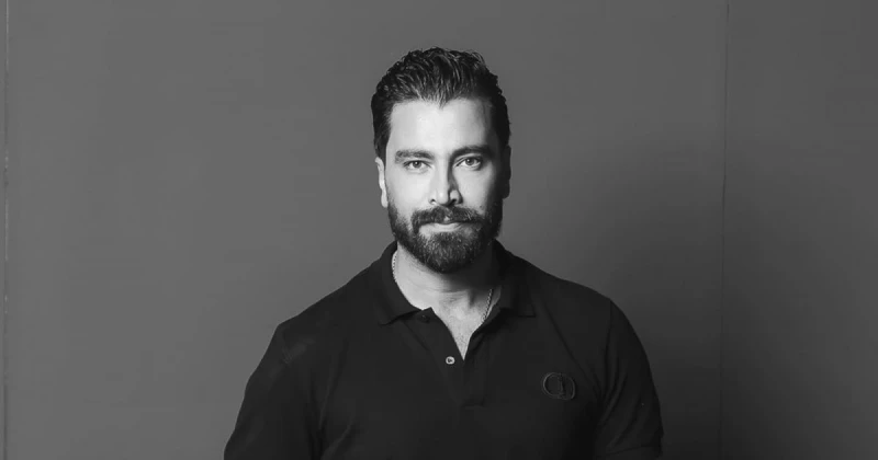 معتصم النهار يمارس تمارين رياضية قاسية.. وما علاقة لعبة حب؟ تعرف على التالي معتصم النهار يمارس تمارين رياضية قاسية.. وما علاقة لعبة حب؟، شارك الممثل