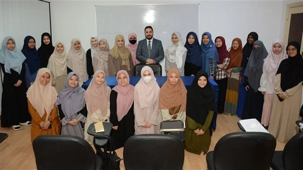 خريجي الأزهر تناقش مكانة المرأة في الإسلام في ورشة عمل للطلاب الوافدينعقدت المنظمة العالمية لخريجي الأزهر، ورشة عمل حول: (المرأة ومكانتها في الشريعة