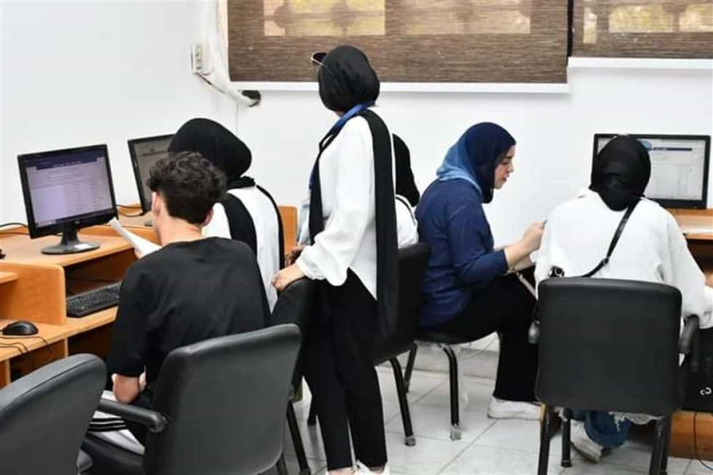 جامعة قناة السويس: 395 طالبا وطالبة يستفيدون من مرحلة تقليل الاغتراب أعلنت جامعة قناة السويس عن استفادة 395 طالبا وطالبة من خدمات مرحلة تقليل