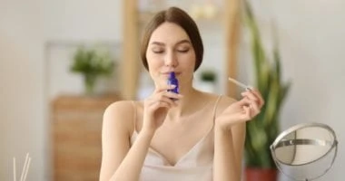 لو بتعاني من الأرق.. علاجات طبيعية تساعد على تحسين نومك صحة وطب قد تجد نفسك تحارب من أجل الحصول على نوم هادئ دون جدوى وتكون وقتها ببساطة تعانى من الأرق، ولحسن الحظ، فإن العلاج بالر