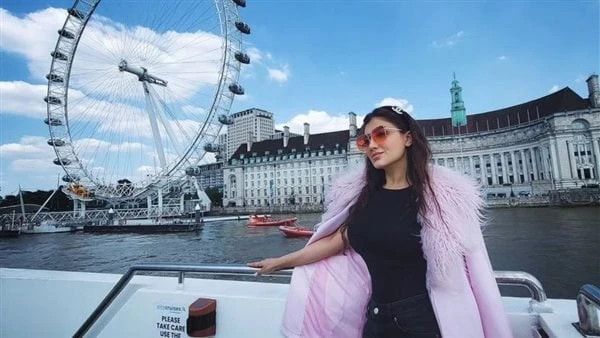 نشرة المرأة والمنوعات تناول حلوى المولد بأمان بإتباع هذه النصائح.. تفاصيل مثيرة لامرأة تطعم زوجها للتماسيح.. مي عمر تتألق بالأصفر في دبينشر موقع افاق