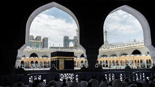 إمهال الله ليس إهمالا.. خطيب المسجد الحرام: لا يتعظ إلا أهل الخوف والخشيةقال الشيخ الدكتور صالح بن عبد الله بن حميد، إمام وخطيب المسجد الحرام، إن