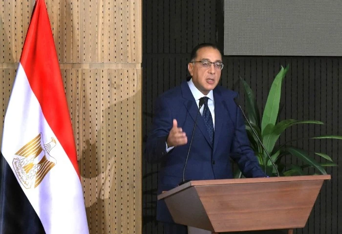 رئيس الوزراء يكشف سبب ارتفاع أسعار الطماطم ويزف بشرة للمواطنين كشف الدكتور مصطفى مدبولي رئيس مجلس الوزراء، عن الأسباب التي أدت الي ارتفاع أسعار الطماطم الفترة الماضية. وأوضح الدكتو