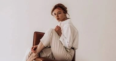 9 أسرار تخليكي أشيك واحدة في الجامعة من غير مجهود.. تحديد شكل جسمك أولها المرأة والمنوعات مع اقتراب فتح أبواب الجامعات، تسعى العديد من الفتيات إلى