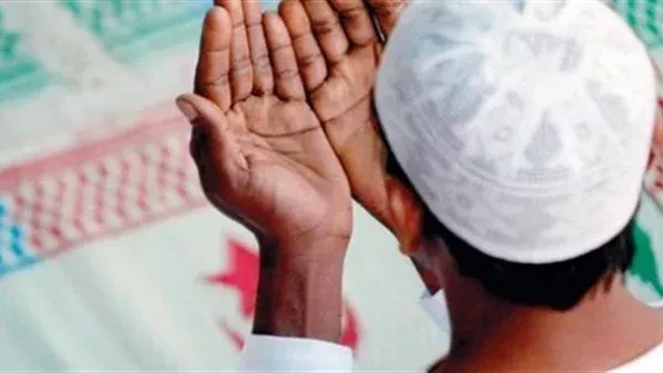 أدعية جلب الرزق مفعولها مدهش.. رددها باستمرار المسلم قبل الدعاء عليه عدة أمور أن يستعين بها ، أهمها التقرب إلى الله عز وجل، ويكون هذا بالطاعات وصلاة