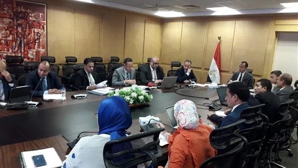 لجنة بالتضامن تناقش إعداد تنظيم تشريعي لمنح المسنين العديد من الحقوق والمزاياعقدت اللجنة الخاصة بإعداد مشروع اللائحة التنفيذية لقانون رعاية حقوق