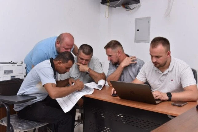 وزارة العمل تبدأ اختبار شباب لفرص عمل في البوسنة والهرسك وزارة العمل تبدأ اختبار شباب لفرص عمل في البوسنة بدأت الإدارة العامة للتشغيل بوزارة العمل،