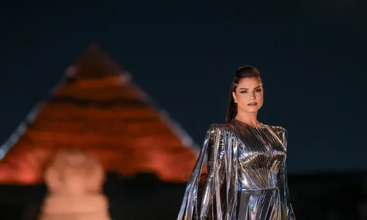 فن: نسمة محجوب تحيي حفلا غنائيا في العلمين الجديدة تحيى الفنانة نسمة محجوب اليوم الثلاثاء، حفلا غنائيا على هامش انطلاق فعاليات معرض مصر الدولي للطيران والفضاء 2024 في نسخته الأولي