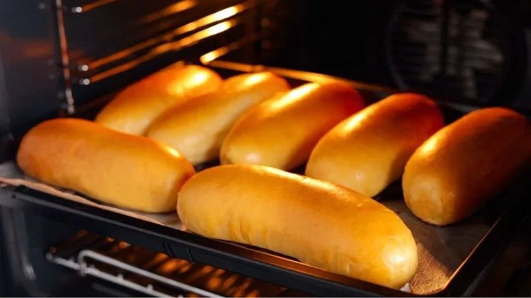 بخطوات سهلة ومكونات من المنزل .. طريقة عمل العيش الفينو البيتي الطازجيمكنك الآن بخطوات سهلة ومكونات من المنزل أن تعرف طريقة عمل العيش الفينو البيتي