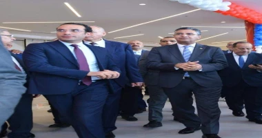 كتب - محمود الهندي بالنيابة عن دولة رئيس الوزراء وزير التموين يفتتح أحدث فروع سلاسل هايبر وان ماركت بمدينة بدر بالنيابة عن دولة رئيس مجلس الوزراء الدكتور مصطفى مدبولي، افتتح اليوم 