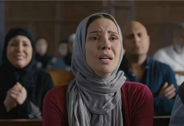 شاهد أحداث صادمة في الحلقة ال 27 من مسلسل برغم القانون شاهد أحداث صادمة في الحلقة ال 27 من مسلسل برغم القانون، يواصل مسلسل برغم القانون بطولة الفنانة إيمان العاصي، تحقيق أعلى نسب ا