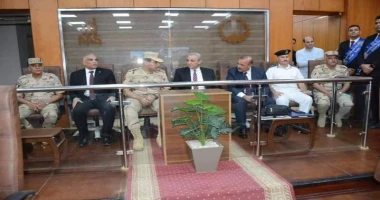 محافظ الغربية وقائد قوات الدفاع الشعبي يشهدان تجارب عملية لازمات افتراضية والتعامل الفوري معها كتبمحمود شتا شهد اللواء أشرف الجندي محافظ الغربية واللواء أركان حرب أسامة عبد الحميد 