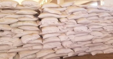 أسيوط سيد زعزوع محافظ أسيوط: استمرار حملات الرقابة على الأسواق واكتشاف عجز بالسلع التموينية بشركة الجملة بالفتح أكد اللواء دكتور هشام أبوالنصر محافظ