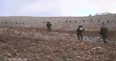 كتب أيمن بحر قالت الجماعة فى بيان إن مقاتليها استهدفوا جنودا إسرائيليين قرب قرية اللبونة الحدودية اللبنانية بقذائف المدفعية والصواريخ. من جانبها أفادت وكالة الأنباء اللبنانية بتباد