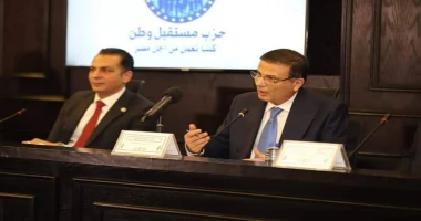 وزير الزراعة: نقف يد بيد مع الفلاح المصري وتكثيف التوعية بإعادة تدوير المخلفات لتحقيق عائد إقتصادي متابعة سيد زعزوع أكد علاء فاروق وزير الزراعة واستصلاح الأراضي، أن هناك تنسيق مشتر