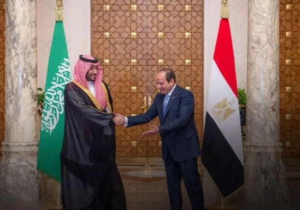 ولي العهد السعودي يؤكد مواصلة البناء على الروابط التاريخية الممتدة بين مصر والمملكة السيسي وبن سلمانعبد الله جميلنقل الأمير محمد بن سلمان بن عبد العزيز آل سعود، ولي عهد المملكة الع