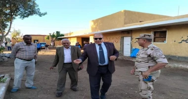 قنا ممدوح السنبسى مدير تعليم قنا وقائد المدارس العسكرية يشهدا طابور الصباح بقنا الميكانيكية العسكرية شهد الأستاذ هاني عنتر وكيل وزارة التربية