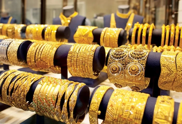 سعر الذهب في بداية تعاملات اليوم الإثنين 7 أكتوبر، اعرف زاد ولا قل سعر الذهب اليوم الإثنين، تباينت أسعار الذهب في بداية تعاملات اليوم الإثنين السابع من شهر أكتوبر لعام 2024 في سوق 