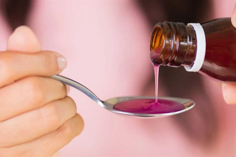 يا ريت يجلس في البيت.. جمال شعبان يوجه رسالة لطلاب المدارس بسبب البرد وجه الدكتور جمال شعبان، العميد السابق لمعهد القلب القومي، رسالة لطلاب المدارس، قائلا: اللي يشعر بدور البرد يار