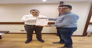 جريدة آخر الأسبوع تهنئ مدير القسم الرياضي بالجريدة للتكريم من قبل الجمعية المصرية للإعلام الرياضي المرئي والمسموع تلوح في سمائنا دوما نجوم براقة لا يخفت بريقها عنا لحظة واحدة، ونسع