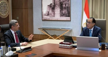 رئيس الوزراء يبحث مع الرئيس التنفيذي لوكالة الفضاء المصرية تطوير تكنولوجيا الفضاء كتب اسامة عبدالحميد التقى الدكتور مصطفى مدبولي، رئيس مجلس الوزراء،