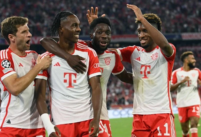 مباراة فرانكفورت وبايرن ميونخ مباراة فرانكفورت وبايرن ميونخ في الدوري الألماني 2024 مباراة فرانكفورت وبايرن ميونخ في الدوري الألماني 2024، تستعد