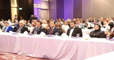 كتب : ماهر بدر وسط مشاركة لأكثر من 100 خبير ومحاضر دولي وزير الصحة: مصر تسعى إلى تحسين وتطوير منظومة التبرع وزراعة الأعضاء بما يتوافق مع أعلى المعايير العالمية رئيس مؤسسة تبرع مصر 