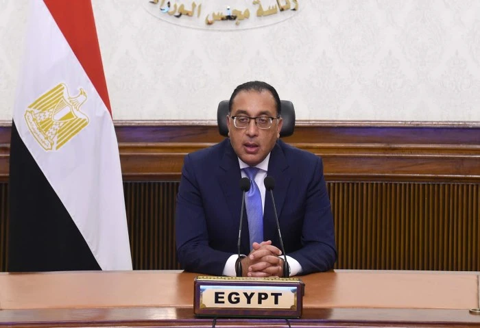 رئيس الوزراء: سعر برميل البترول عالميا زاد 10 خلال أسبوع أكد الدكتور مصطفى مدبولي رئيس مجلس الوزراء، أن هدف اللقاءات الأسبوعية هو الاستماع لوجهات النظر والنقاش بشفافية والرد على كا