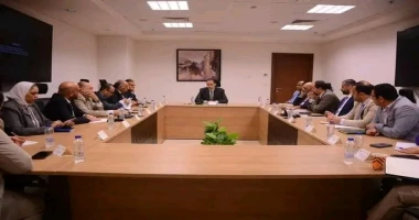 كتب: طلعت مرسى إبراهيم عقد الدكتور محمد الطيب نائب وزير الصحة والسكان، اجتماعا للجنة حوكمة منظومة الرعايات والحضانات، مع عددا من قيادات الوزارة، لدراسة وتقيم ومتابعة ما تم إنجازه ف