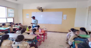 كتبهيثم السنارى ملحمة أكتوبر حكاية وطن ندوة تعليمية بإشراف توجية اللغة العربية بمدرسةالعليقات الإبتدائية استكمالا للمكانة التعليمية لتمكين طلابنا وتعريفهم بامجاد أكتوبر المجيد ، لي