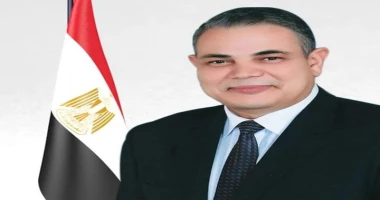 كتب - محمود الهندي رئيس جامعة كفر الشيخ يهنئ فخامة رئيس الجمهورية بالذكرى الحادية والخمسين لانتصارات أكتوبر المجيدة قدم الدكتور عبد الرازق دسوقي رئيس