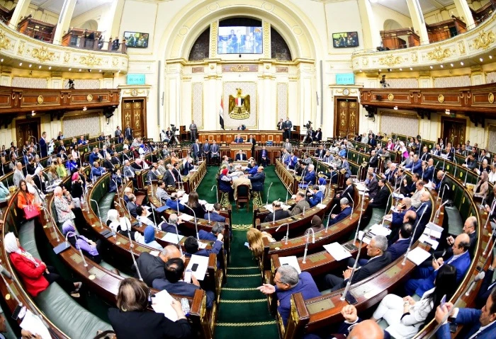 مجلس النواب يناقش اتفاقيات دولية في جلسته العامة اليوم يستأنف مجلس النواب عقد جلساته العامة اليوم الاثنين، برئاسة المستشار الدكتور حنفي جبالي،