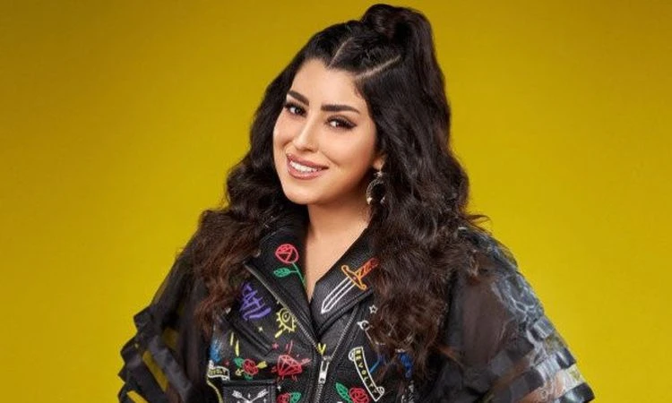 سر المشروب تناولته آيتن عامر فأنساها كل شيء أعربت الفنانة آيتن عامر عن سعادتها البالغة بالمشاركة في فيلم عنب، الذي طرح في دور العرض السينمائي منذ