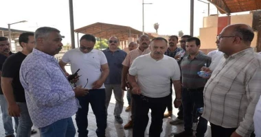 محافظ أسيوط يتفقد مرسى العبارات النهرية بمنطقة الحمراء ومرسى حورس السياحي ويوجه بالبدء في تطويرهما أسيوط سيد زعزوع تفقد اللواء دكتور هشام أبوالنصر