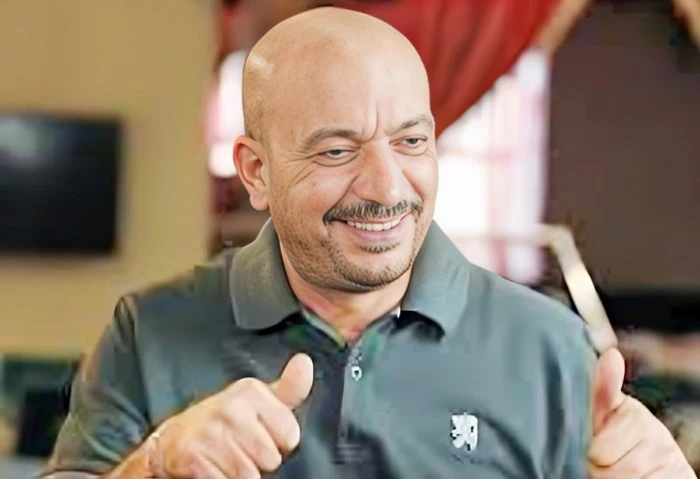 عملها معايا، رجل أعمال كويتي يكشف أكبر عملية نصب على يد صبحي كابر (فيديو) صبحي كابر، عاد اسم صبحي كابر لواجهة التريند مرة أخرى، بعد تداول مقطع فيديو لأحد رجال الأعمال الكويتيين يته