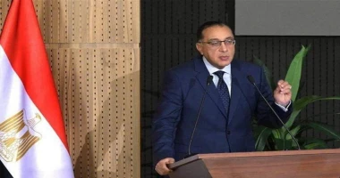 بدء اجتماع الحكومة لإعلان حزم التسهيلات الضريبية ومحفزات الاستثمارات كتب أيمن بحر ترأس الدكتور مصطفى مدبولى رئيس مجلس الوزراء اجتماع الحكومة بالعاصمة