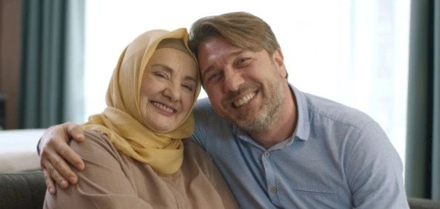 تفسير رؤية الأم المتوفية في المنام للحاملعالم الأحلام هو عالم مليء بالأسرار وكل يوم يكشف لنا شيء مختلف، ودائما ما يرسل لنا إشارات ورسالات في صورة حلم