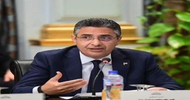 أسيوط سيد زعزوع وزير التموين يعلن تكثيف وزيادة المعروض من بيض المائدة بالمجمعات الاستهلاكية في إطار قيام وزارة التموين والتجارة الداخلية بدورها في