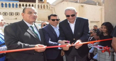 كتبمحمود شتا محافظ الغربية ووزير الشباب والرياضة يفتتحان ملعب الأكريليك وحمام السباحة بمركز شباب كفر الزيات ضمن احتفالات المحافظة بعيدها القومي 226