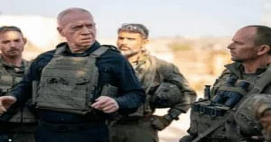 كتبأيمن بحر إسرائيل تقصف مواقع لحزب الله بقوة فى قرى جنوب لبنان قال وزير الدفاع الإسرائيلى يوآف غالانت الأحد إن الجيش يقصف مواقع لحزب الله بقوة فى قرى جنوب لبنان على طول الحدود بين