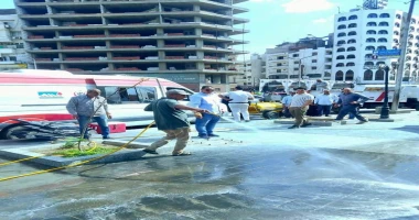 محافظ الغربية يتابع حملة النظافة الصباحية بمحيط مسجد السيد البدوي ويشدد على توفير كافة سبل الراحة والأمان لزوار مولد السيد البدوي كتبمحمود شتا تابع اللواء اشرف الجندي محافظ الغربية