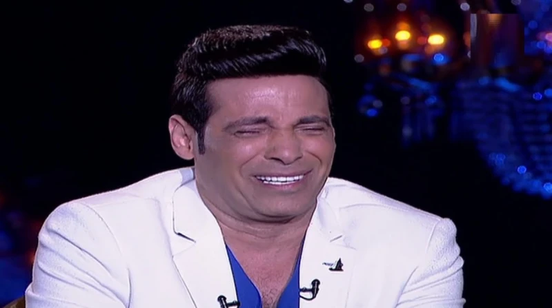 حقيقة وفاة نجل شقيق الفنان سعد الصغير نفى وجيه مدير أعمال المطرب الشعبي سعد الصغير، ما تداول في الساعات الأخيرة حول وفاة نجل شقيقه الفنان.قال مدير