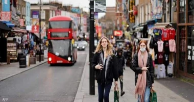 كتب أيمن بحر تجار التجزئة فى مجال التكنولوجيا والاتصالات تشهد ارتفاعا فى المبيعات بأكثر من الثلث سجلت شركات تجارة التجزئة فى بريطانيا ارتفاعا بطيئا فى المبيعات خلال شهر سبتمبر الما