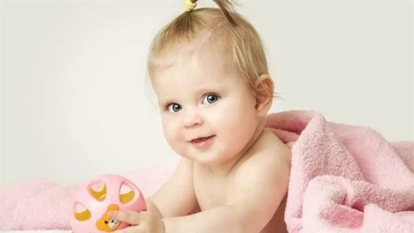 اسماء بنات ذات اصول عربية ذات معنى عميقاسماء بنات ذات اصول عربية ذات معنى عميق مميزة للغاية، حيث إن هناك الكثير من الأسماء التي قد يحتار بينها الآباء والأمهات عند تسجيل المولودة ال