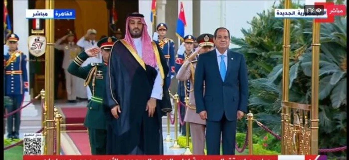 مراسم استقبال رسمية لولي العهد السعودي بقصر الاتحادية مراسم استقبال رسميةعبد الله جميلاستقبل الرئيس عبد الفتاح السيسي، رئيس الجمهورية، منذ قليل، بقصر