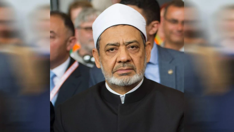 الأزهر يشن هجوما حادا على إسرائيل أصدر الأزهر الشريف بيانا هاجم فيه إسرائيل والمجتمع الدولي في أعقاب الهجوم العنيف على الفلسطينيين العزل في دوار النابلسي بغزة. وقال الأزهر: إن الأز