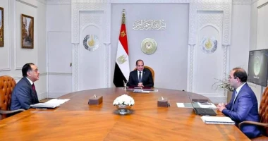 متابعة : وائل عباس الرئيس السيسى يجتمع برئيس الوزراء بحضور وزير المالية اجتمع السيد الرئيس عبد الفتاح السيسي اليوم مع الدكتور مصطفي مدبولي رئيس مجلس