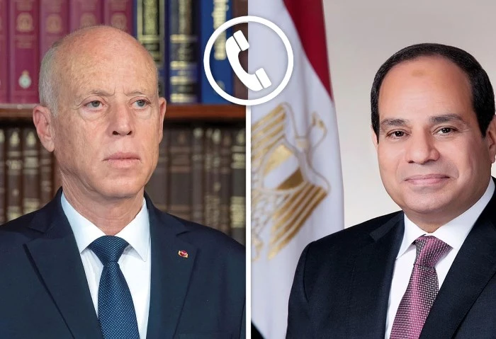 الرئيس السيسي يهنئ نظيره التونسي بفوزه بولاية ثانية أجرى الرئيس عبدالفتاح السيسي اتصالا هاتفيا بالرئيس التونسي قيس سعيد، لتقديم التهنئة بمناسبة إعادة