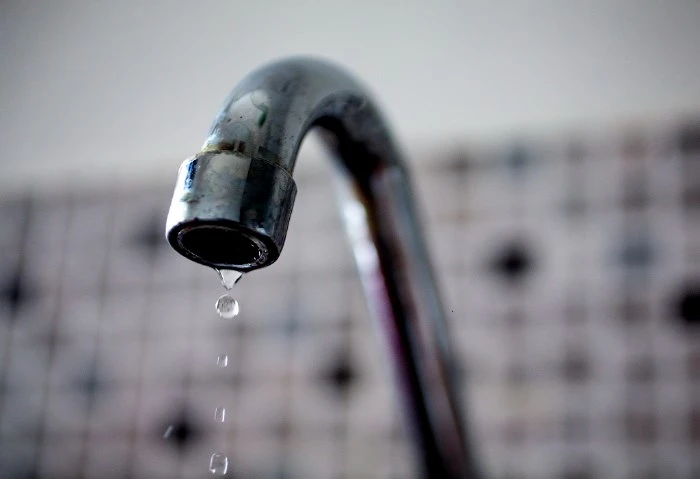 حقيقة قطع المياه عن أكتوبر بسبب حريق محطة صرف صحي تداول رواد مواقع التواصل الاجتماعي فيس بوك في الساعات الأولي من صباح اليوم الثلاثاء، أنباء تزعم